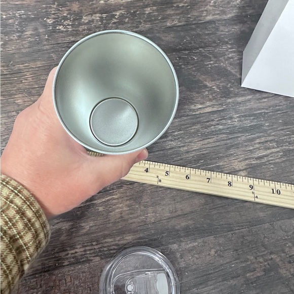 White Insulated Coffee Drink Tumbler with Lid - Picture 5 of 5